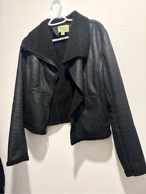 Maralyn & Me Black Faux Shearling Draped Moto Jacket